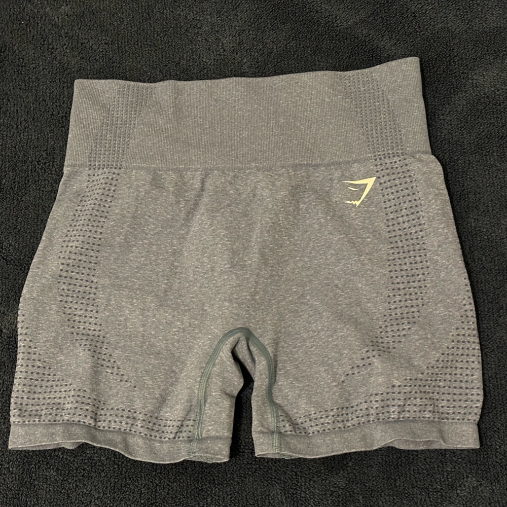 COPY - Gym shark shorts